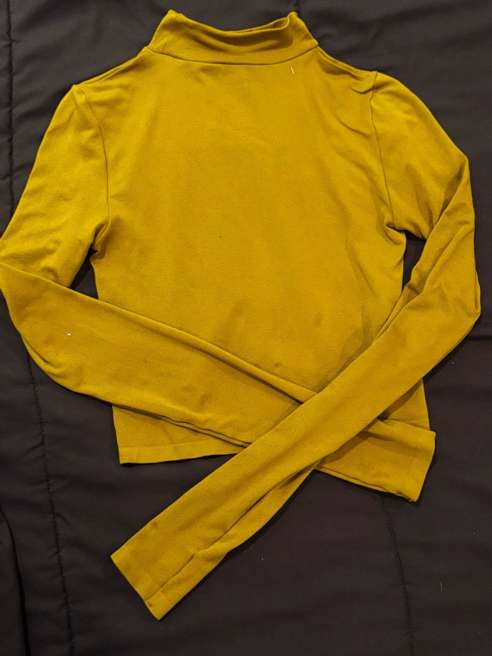 Women’s Long-Sleeve crop top Mock Neck Sweater Top - Mustard